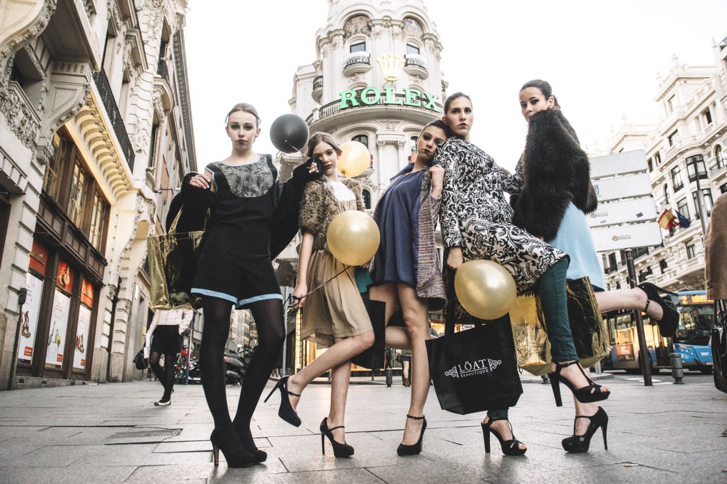 Sesión de moda Alfi Gómez Gran Vía Madrid Sesión de moda Alfi Gómez Gran Vía Madrid